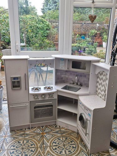 Kidkraft play kitchen - kidkraft,